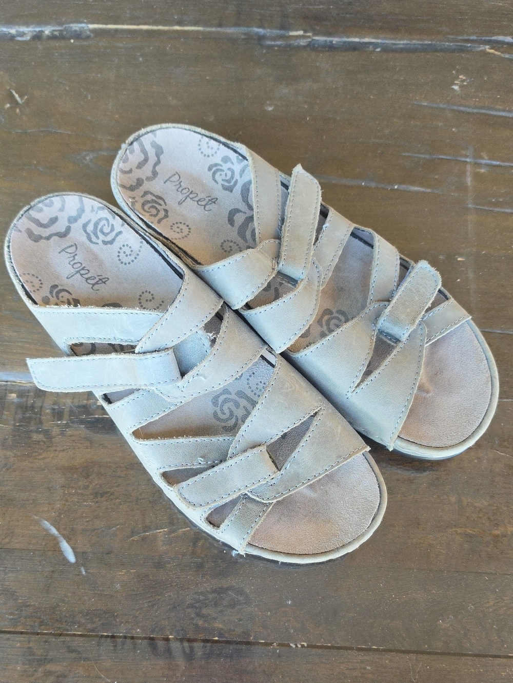 (8.5) Propet Gray Multi-Strap Slip-On Sandals Orthotic Friendly Adjustable Great